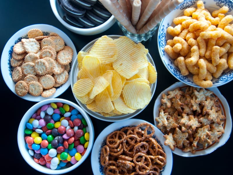 Processed foods can be addictive - report finds